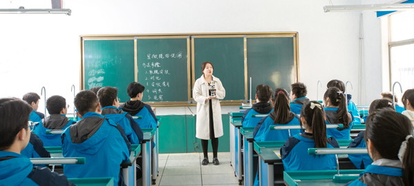 阎良引入导师机制，准确把握考试方向